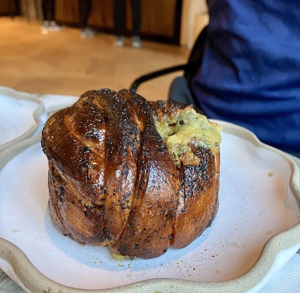 Loomi Babka Bun menu item